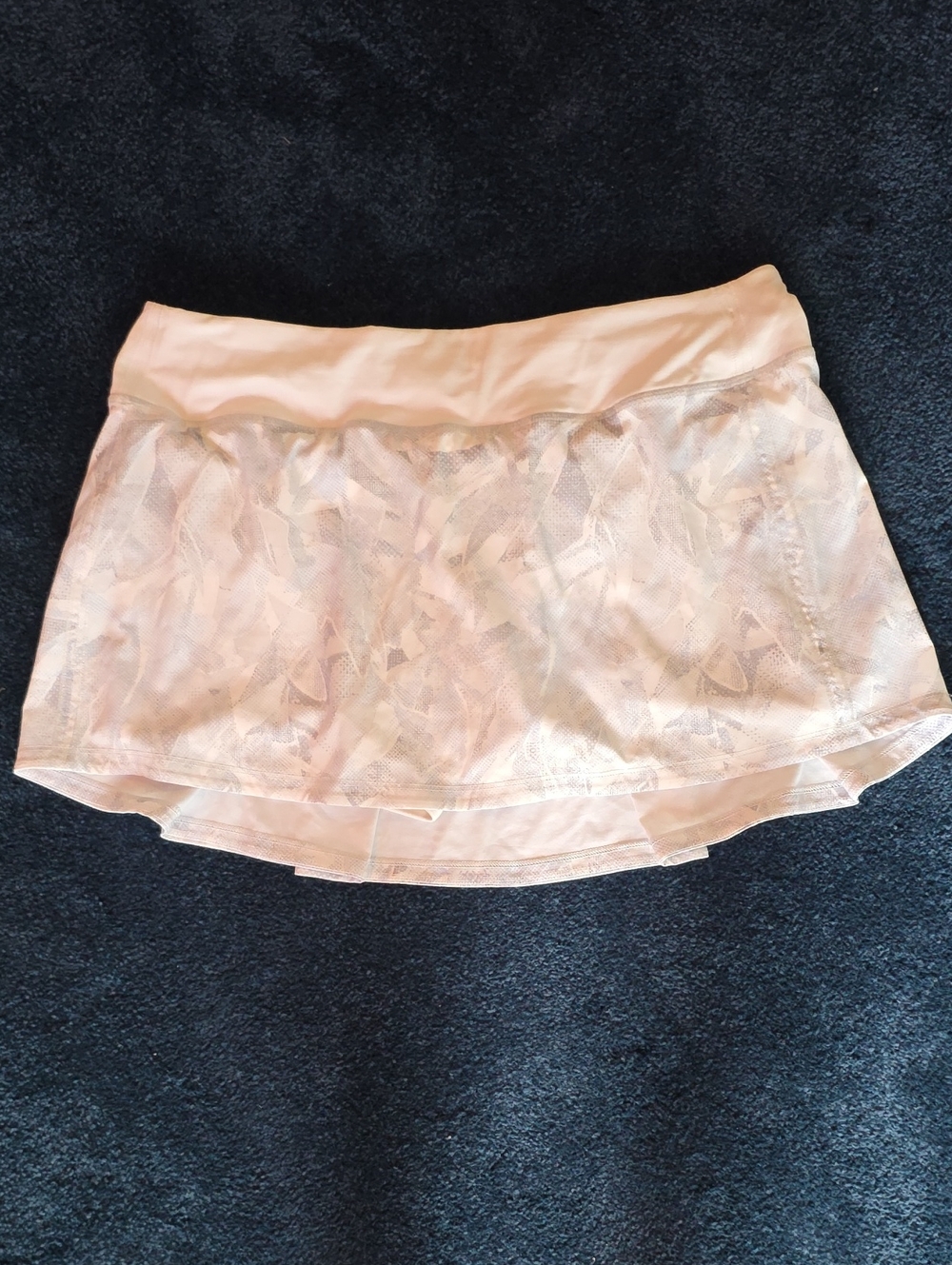 Lululemon Athletica Pale Gray And White Athletic Skort